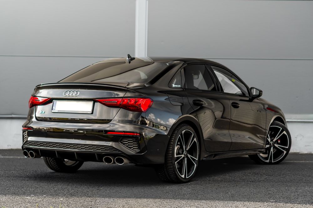 Wynajem Audi S3 RS3 S5 Wypożyczalnia aut sportowych bez kaucji Zgl