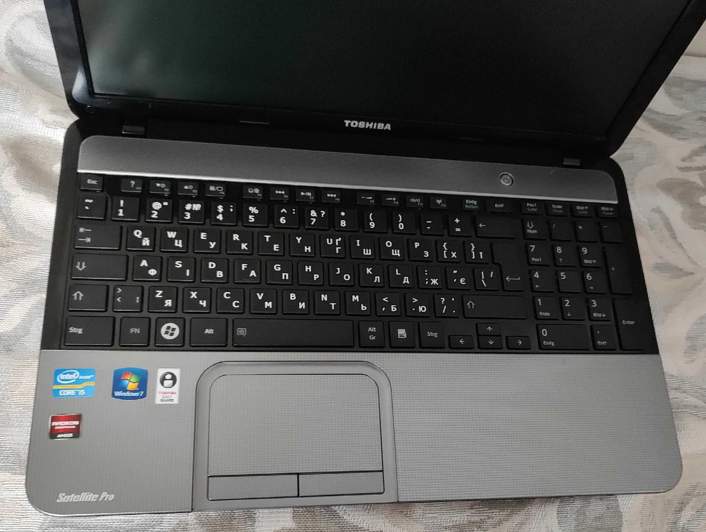 Toshiba L850, як новий, i5-3210M/8Gb/SSD 256Gb/Radeon7600M-1Gb/USB 3.0