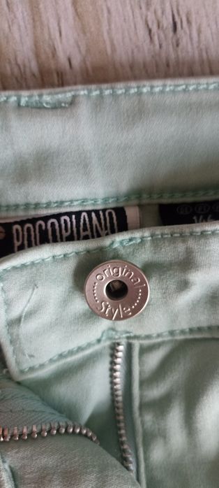 Seledynowe slim  jeans Pocopiano rozmiar 146 cm 11 lat z regulacją w p