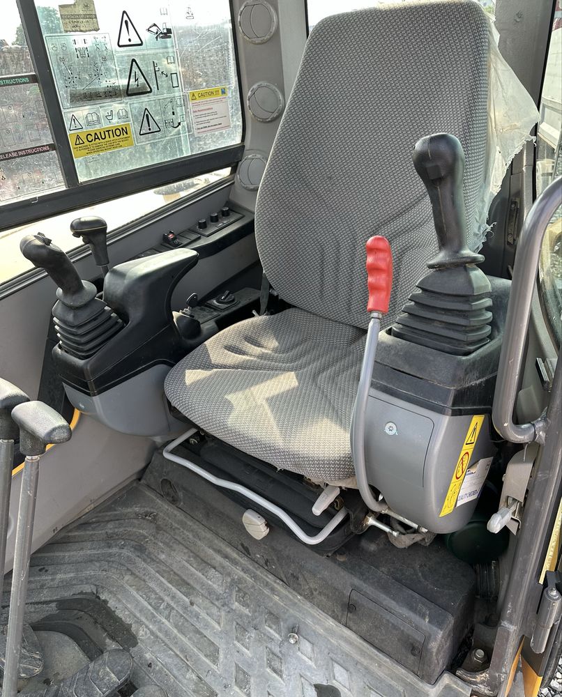 Sprzedam MIDI koparkę VOLVO ECR58D (6,3t) 2018 r