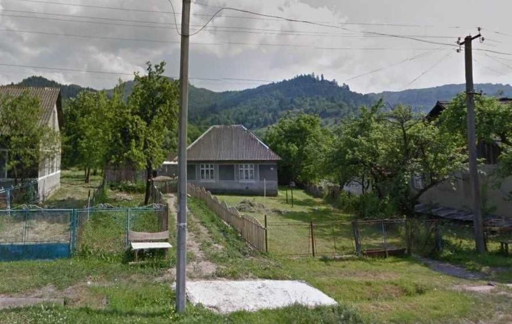 УЖОК / ЗАКАРПАТТЯ / Ділянка з будинком - 15 соток