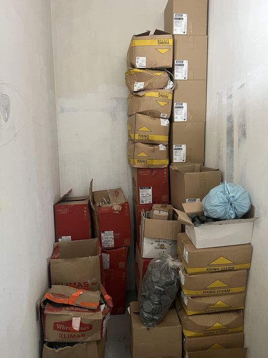 Kołki do styropianu mix