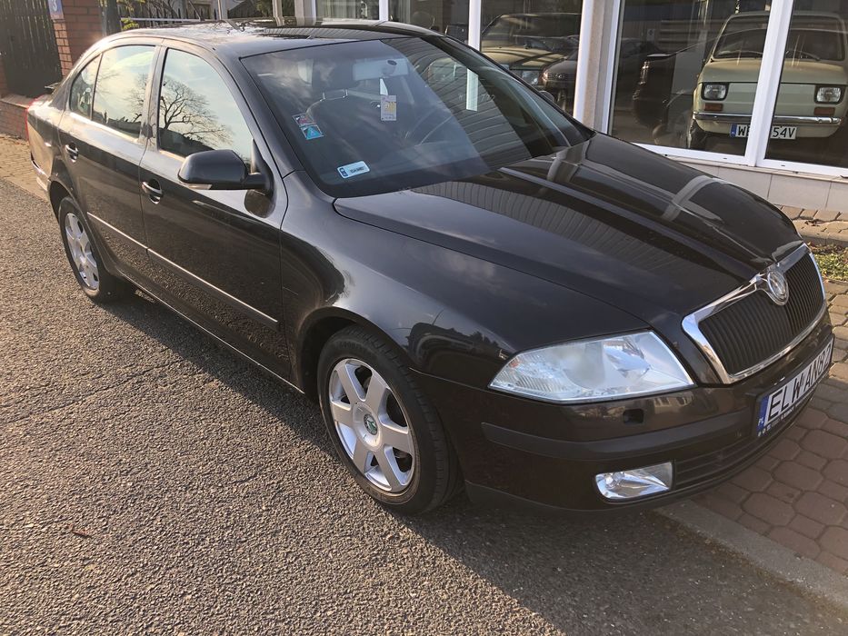 Skoda Octavia uszkodzony tył