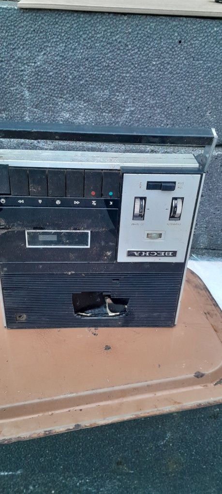 Radio na części Becha