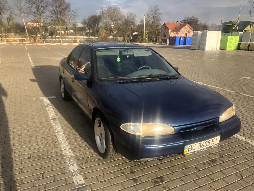 Ford mondeo 1993 1.6