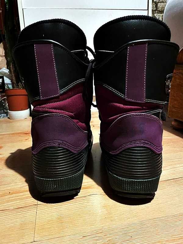 Buty snowboardowe ONEWAY - jak nowe, nr 43