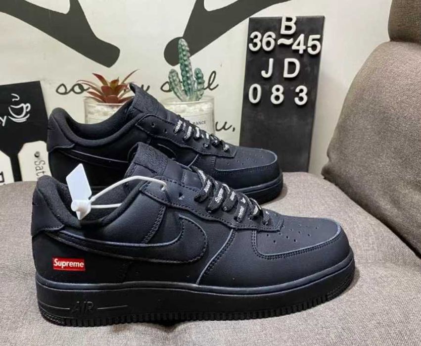Nike_Air_Force_1_Low_Supreme_Black R.36