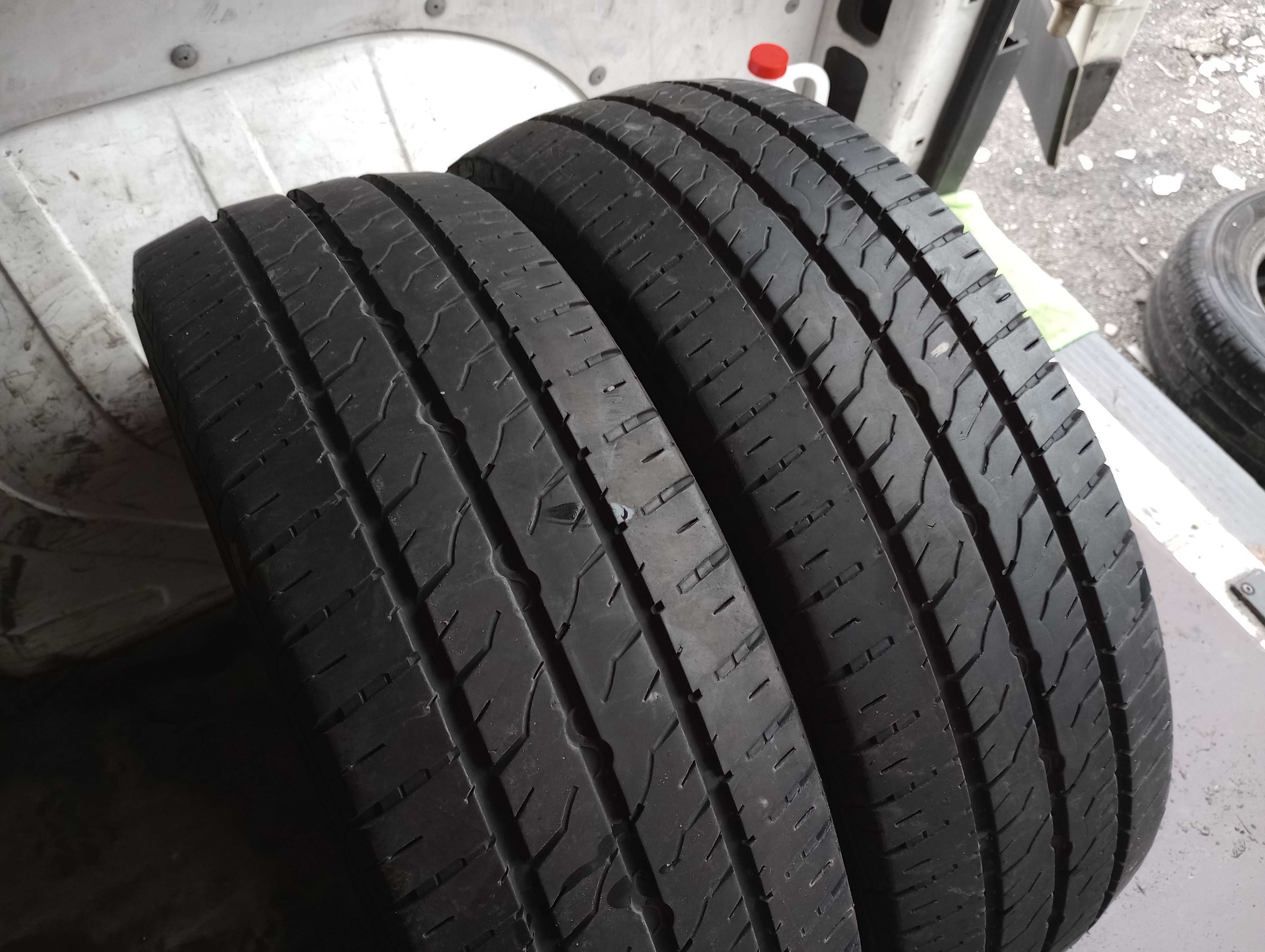 205/65r16C Semperit 2шт