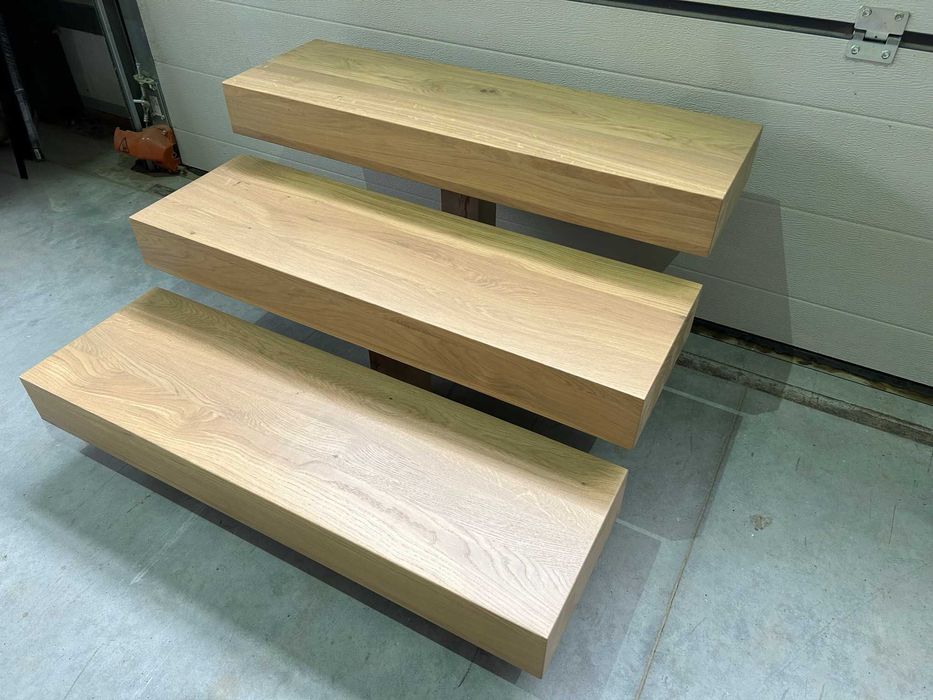 Stopnie półkowe dębowe / Schody wspornikowe dąb lakierowane