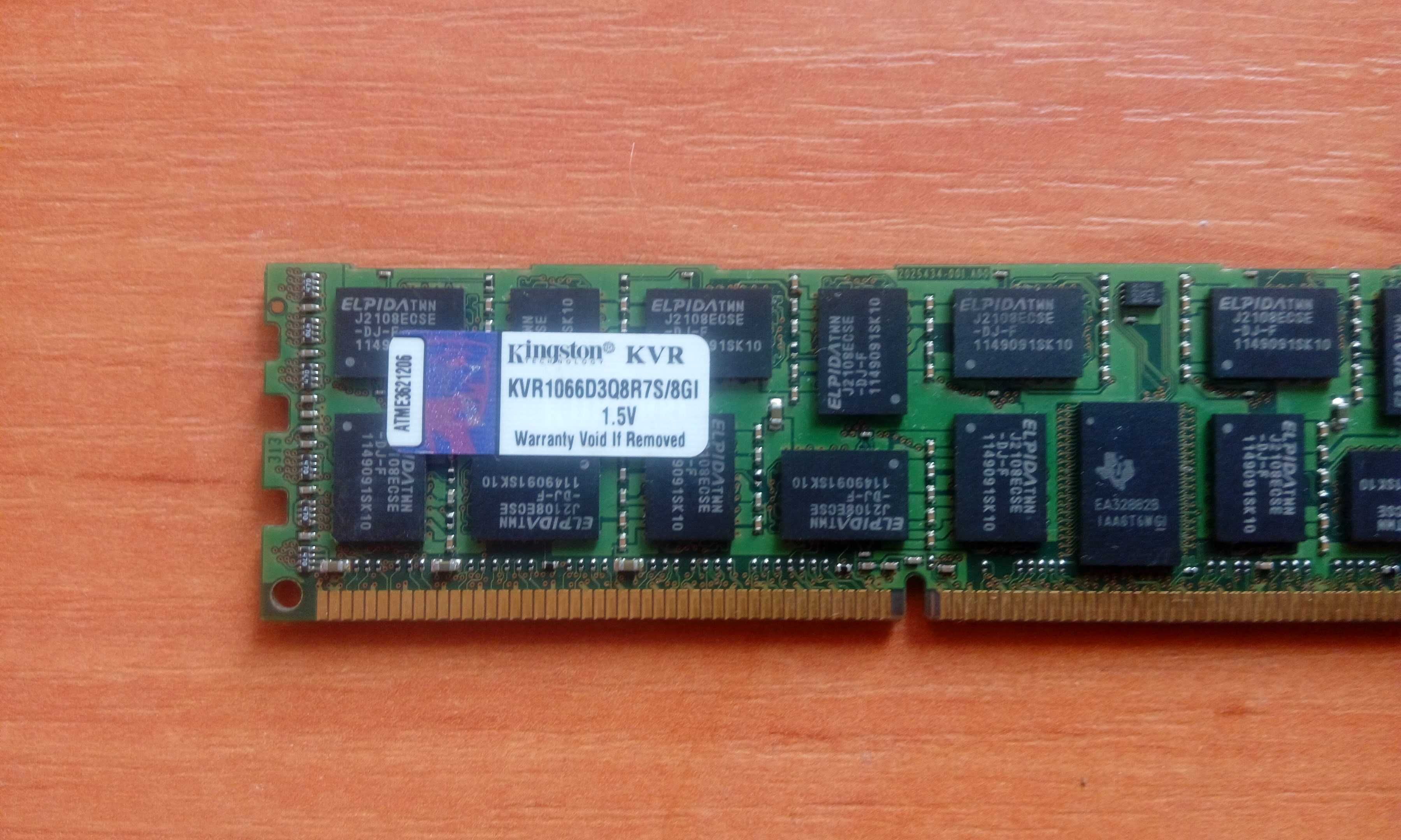 память Kingston 8GB DDR3   KVR1066D3Q8R7S/8G  Серверна