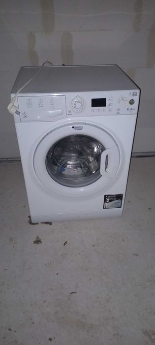 Pralka Hotpoint-Ariston MWG 602 uszkodzone mocowanie bębna