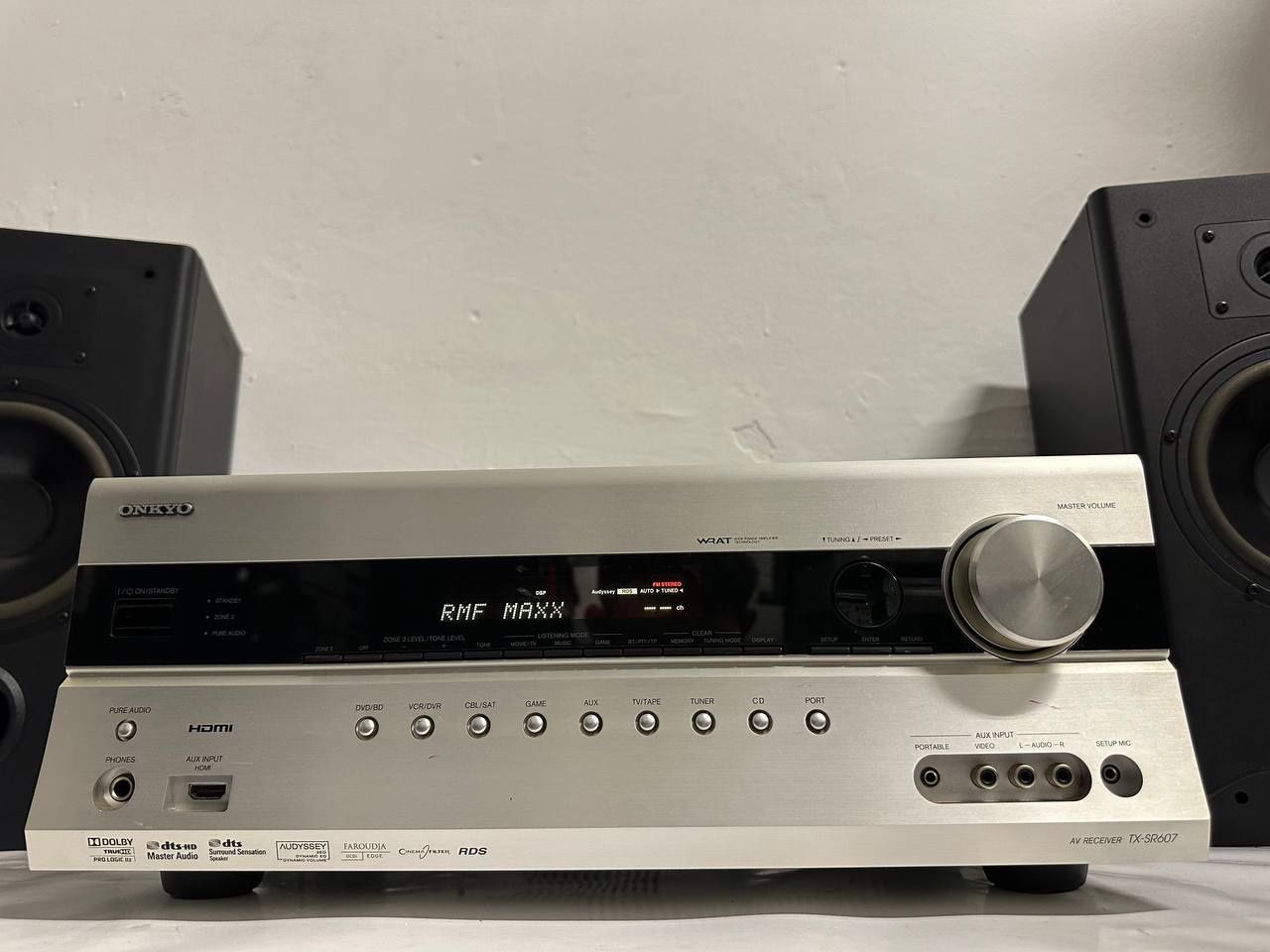 7.2 Amplituner ONKYO TX-SR607 , 7*140 Watt, HDMI