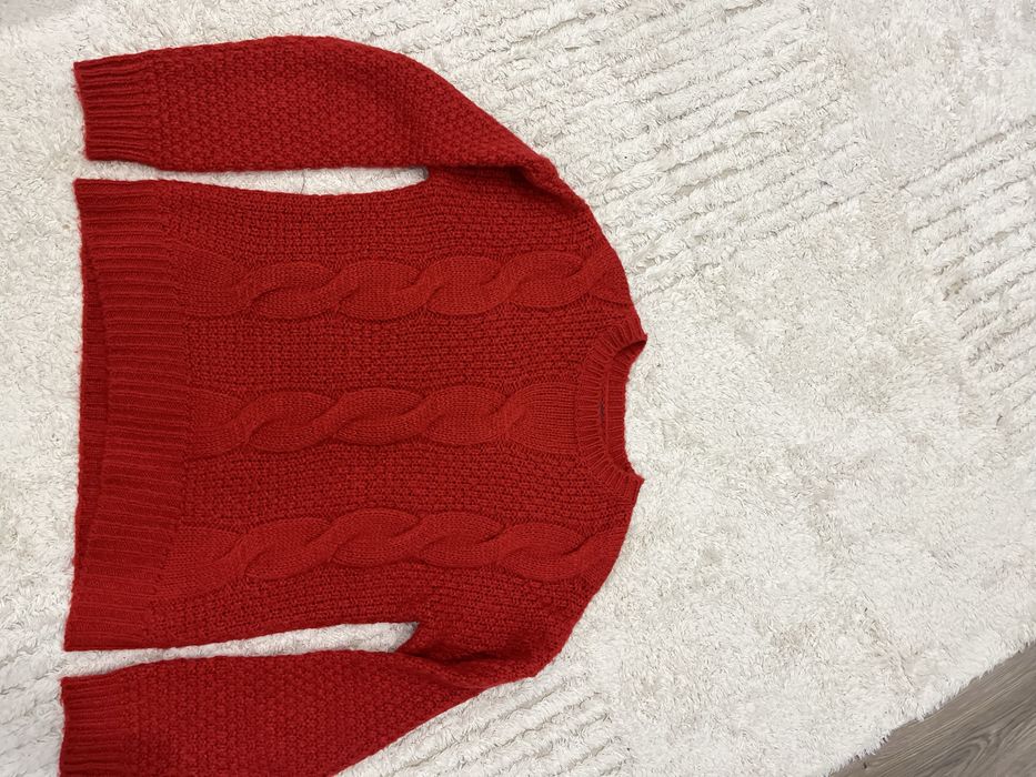 Светр червоний primark