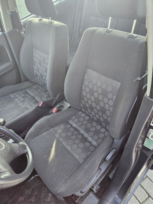 Fotel przedni lewy kierowcy Suzuki Splash