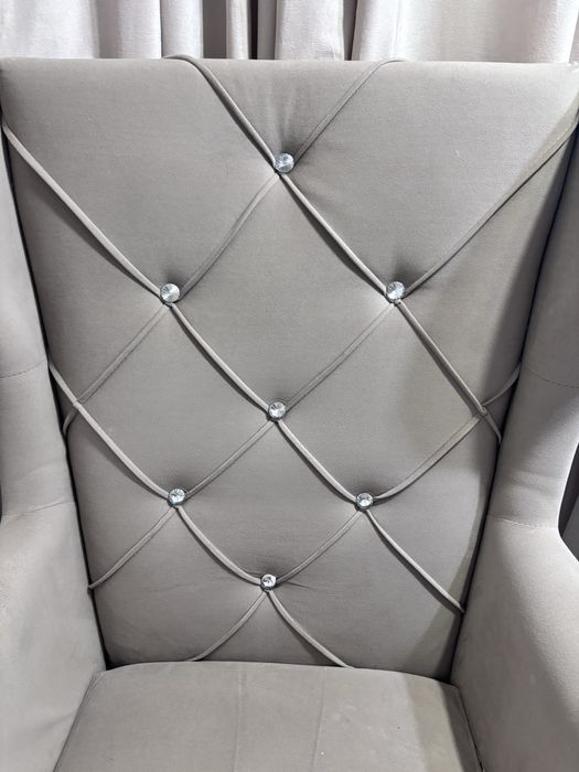 Fotel uszak glamour z kryształkami