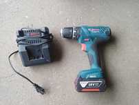 Wkrętarka Bosch GSR 18V-21 + Aku 18 V+ ładowarka