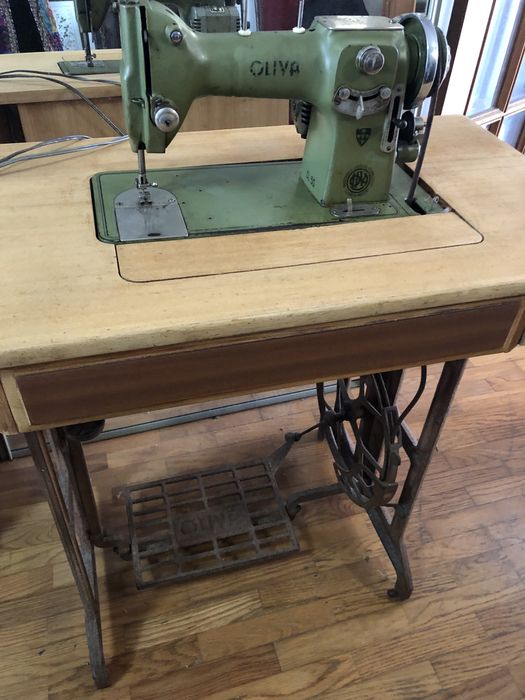 Maquina de costura antiga