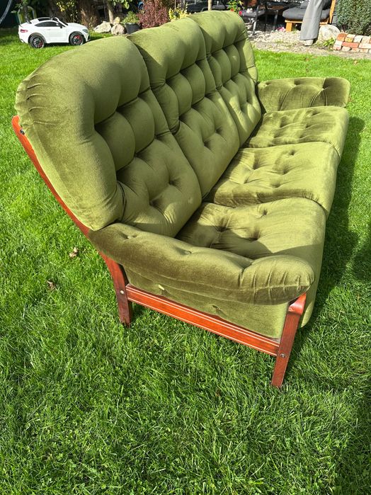 Kanapa sofa welurowa