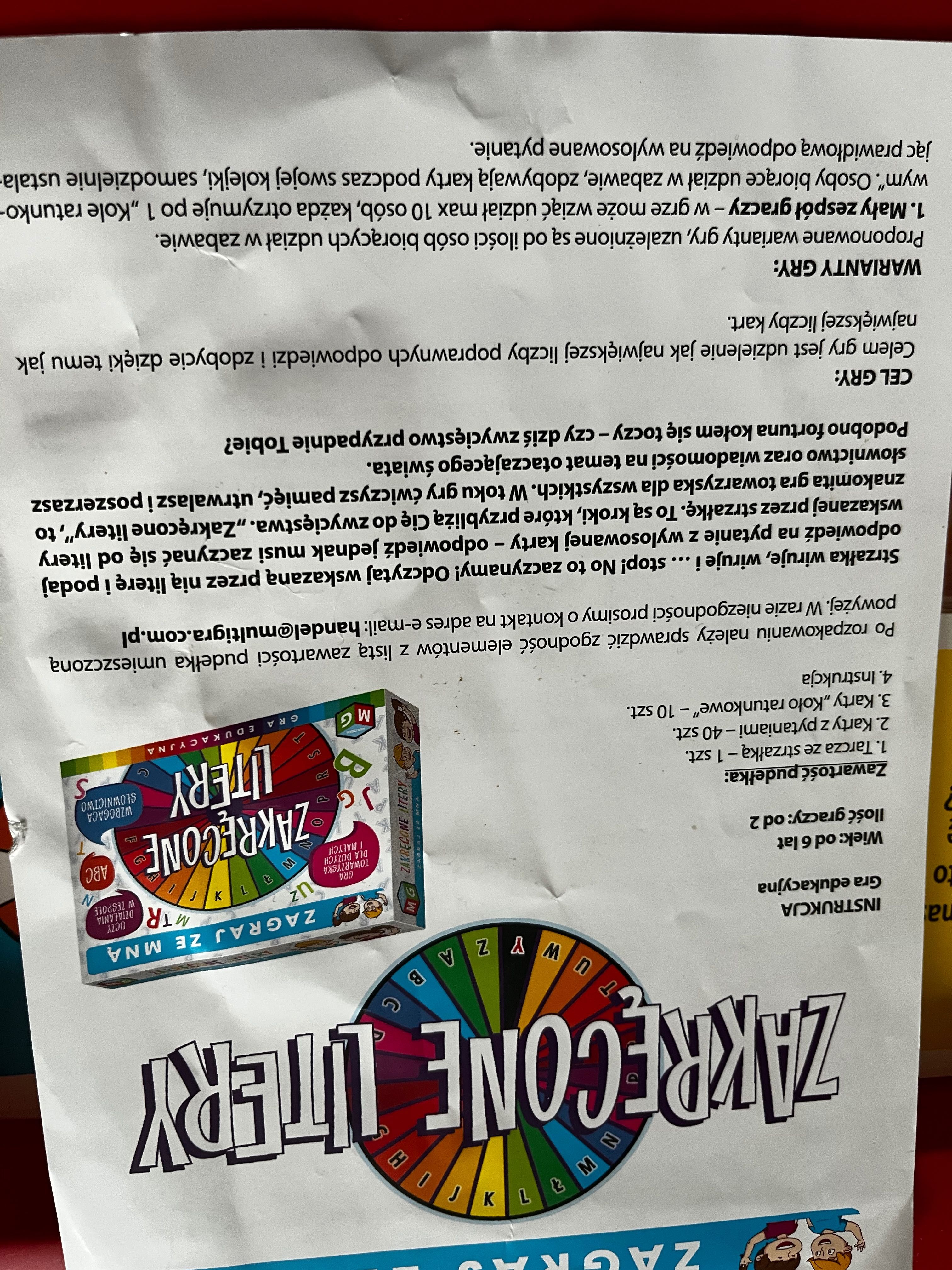 Gra rodzinna zakręcone litery