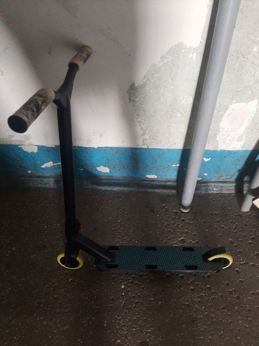 Продам трюковой самокат