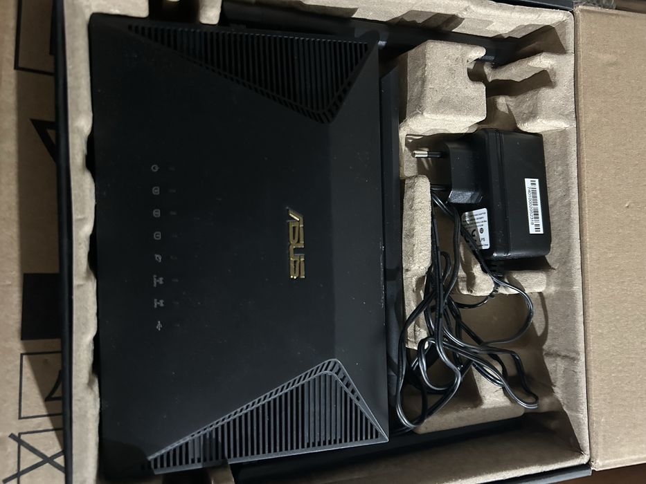 Роутер Asus RT-AX1800U