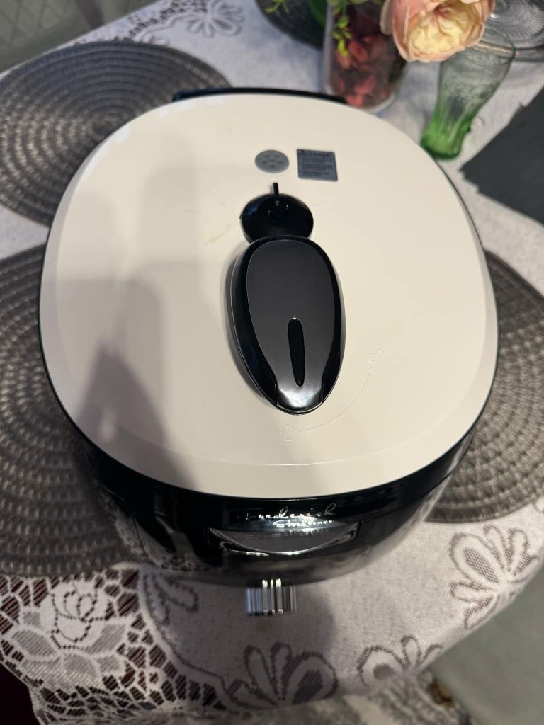 Multi-cooker Model DE-01