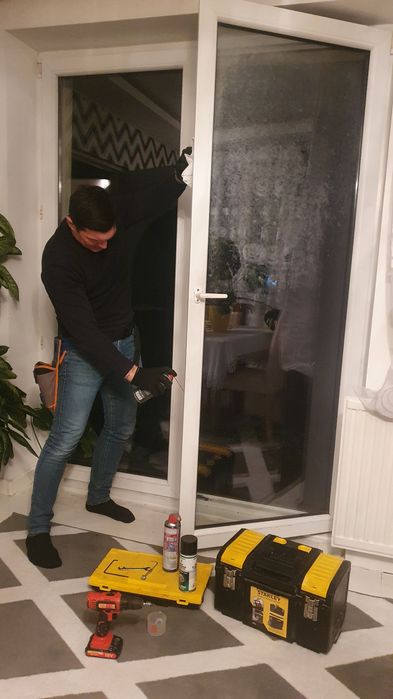 Regulacja i naprawa okien PCV i drewnianych