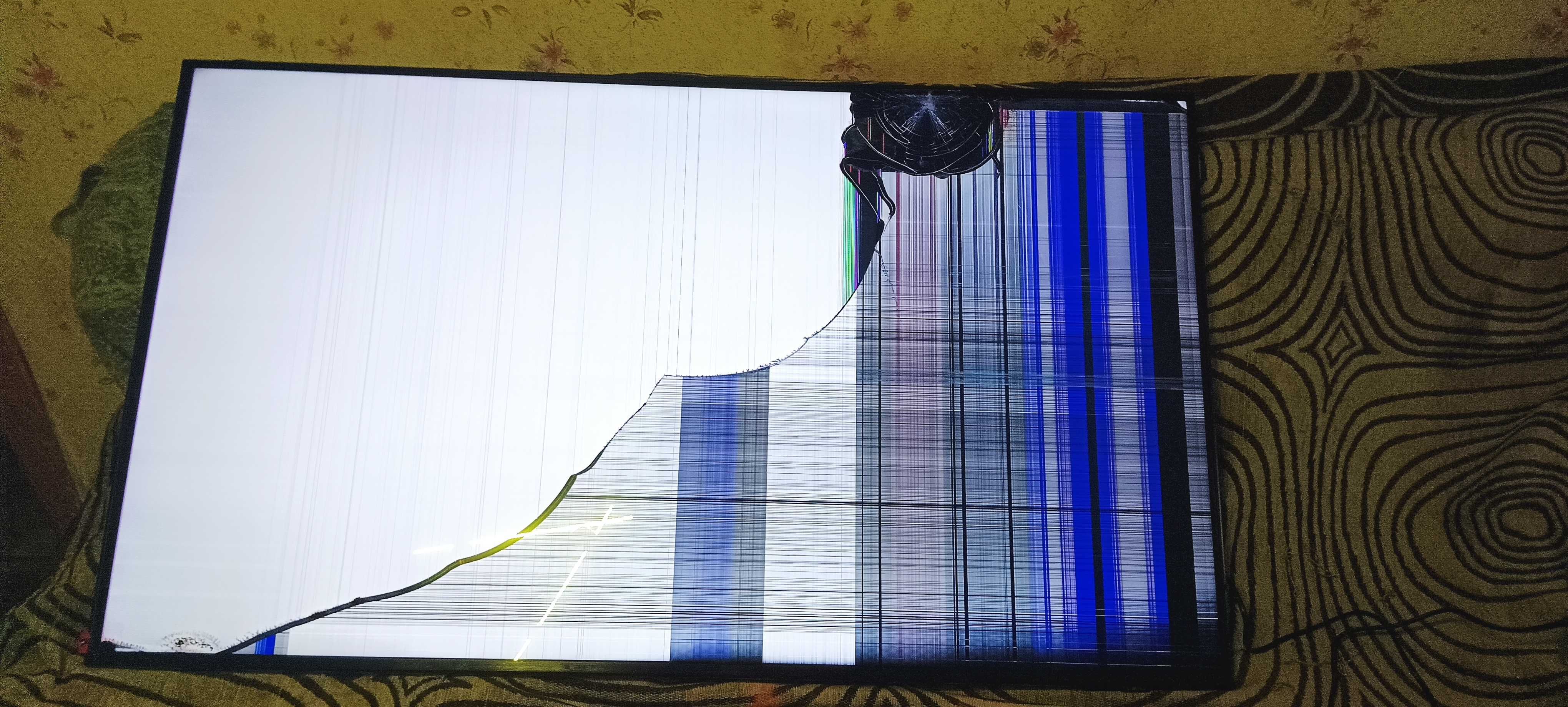 Телевізор Samsung 50 дюймів.
