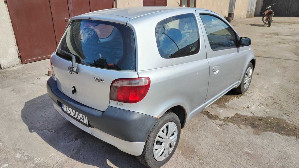 Toyota Yaris 1.0 VVT-i 2002r
