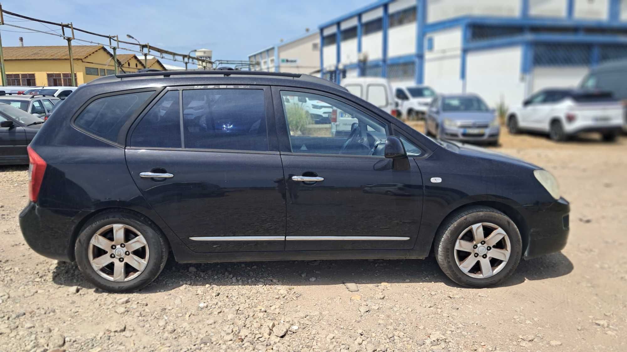 Vendo KIA CARENS 2.0, 140, 7 lugares , ano 2010