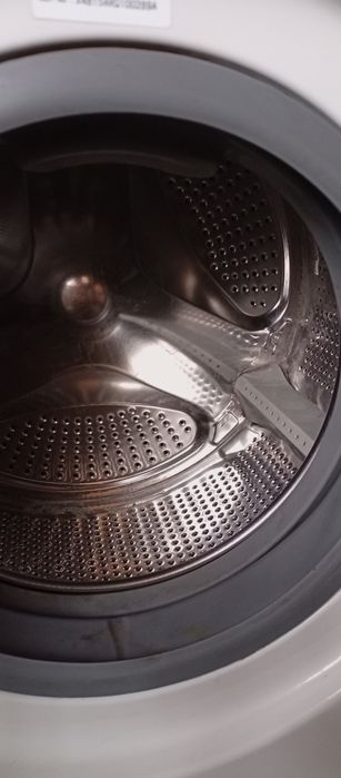 Продам стиральную машину SAMSUNG  WF-R 1061