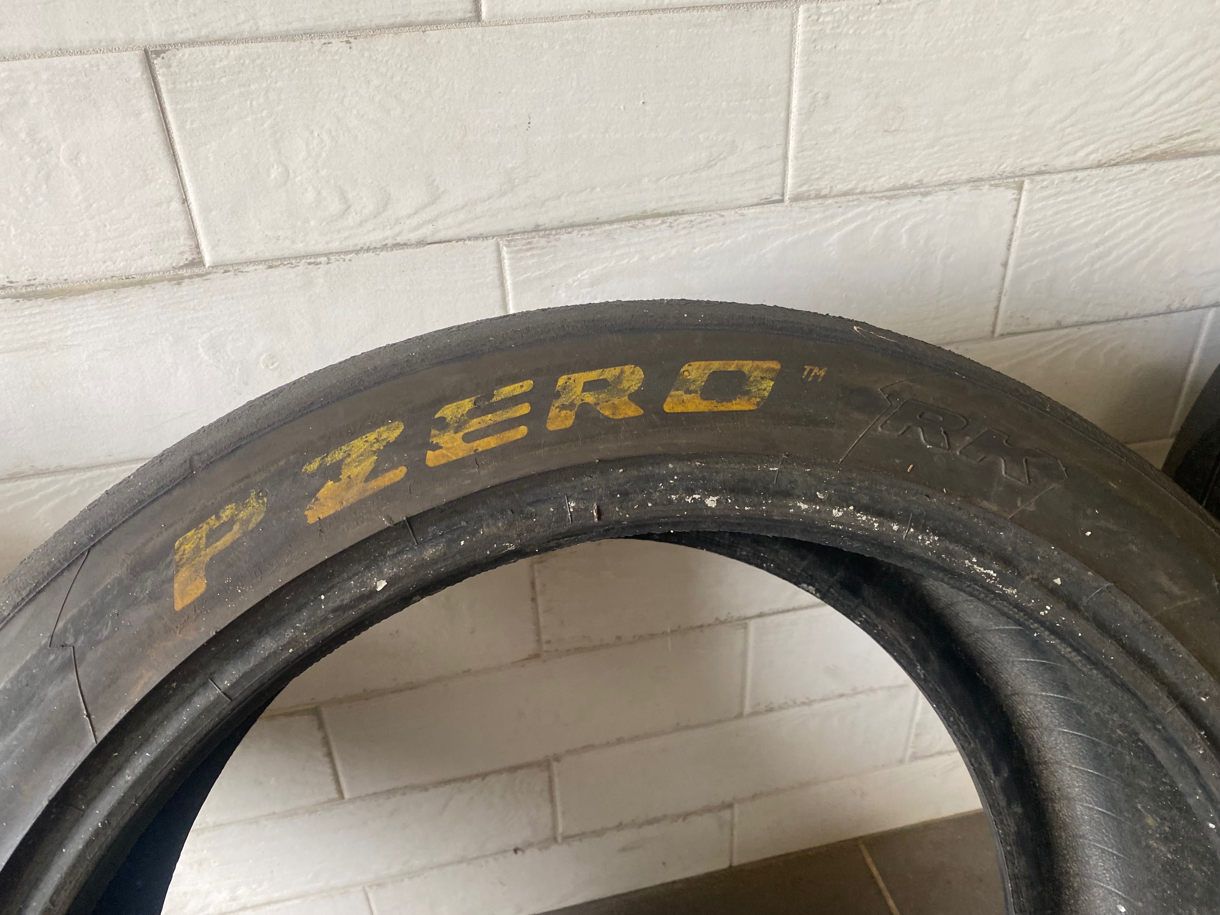 Pirelli p zero rk 235/40r18