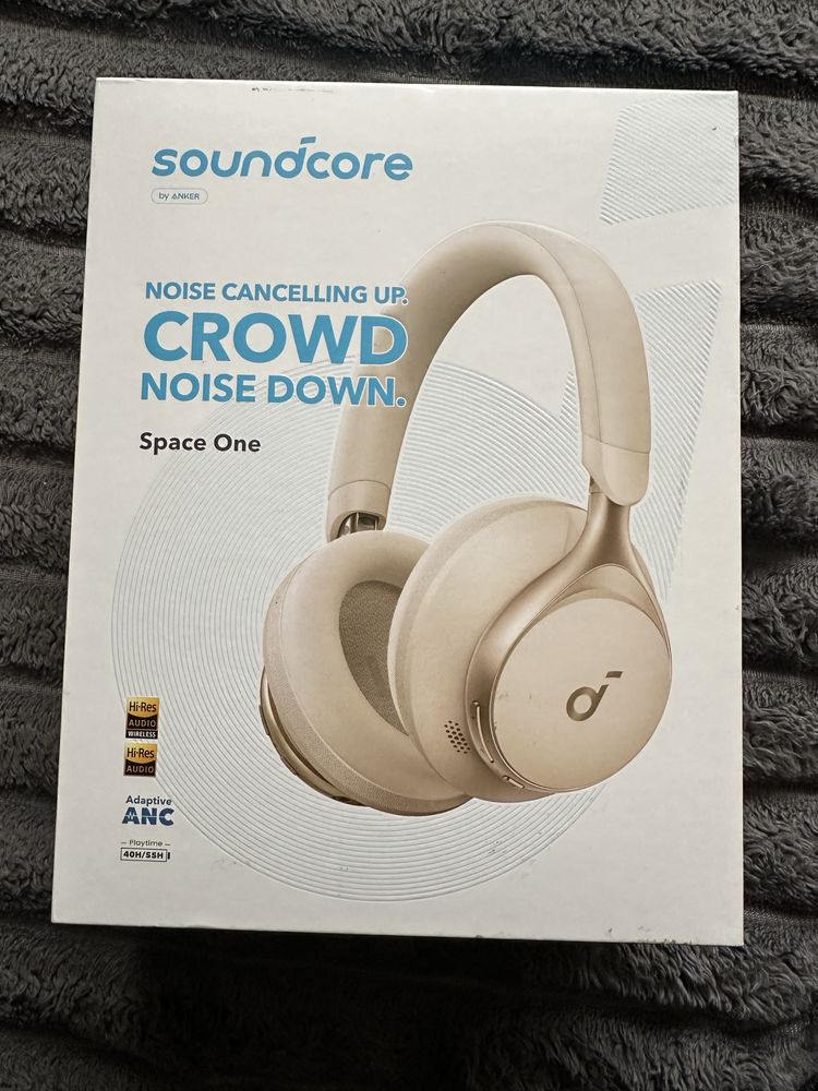 Накладні навушники soundcore anker spase one