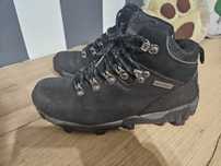 Sprzedam buty trekkingowe Mckey w rozm. 37