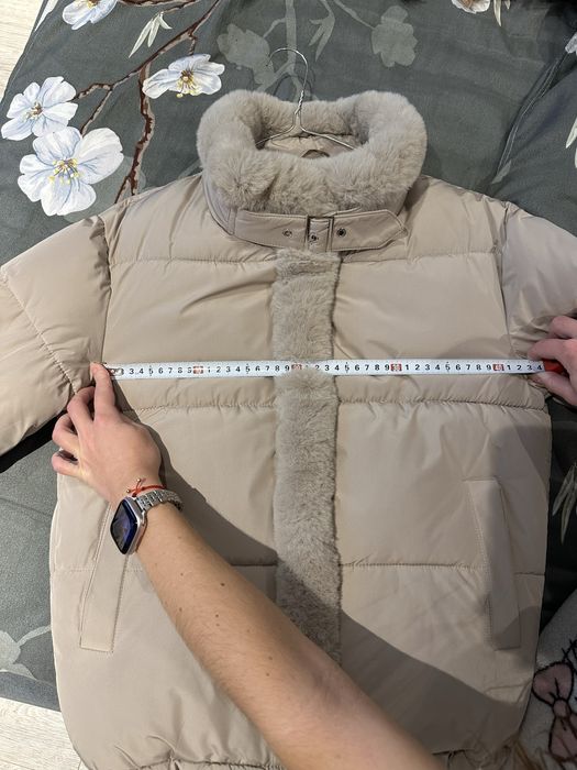 Жіноча куртка