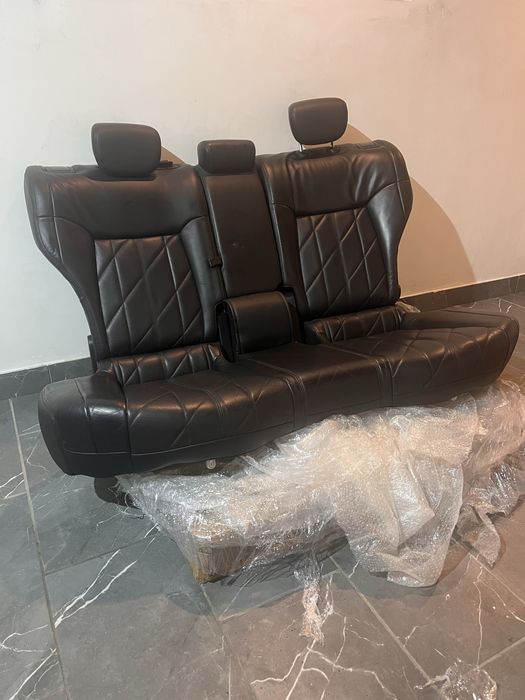 Сидіння задні Infiniti QX70, FX37