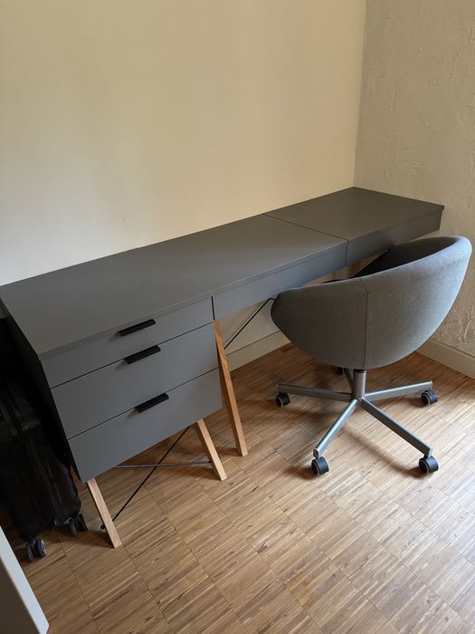 biurko toaletka z kontenerem MINKO design ikea skruvsta