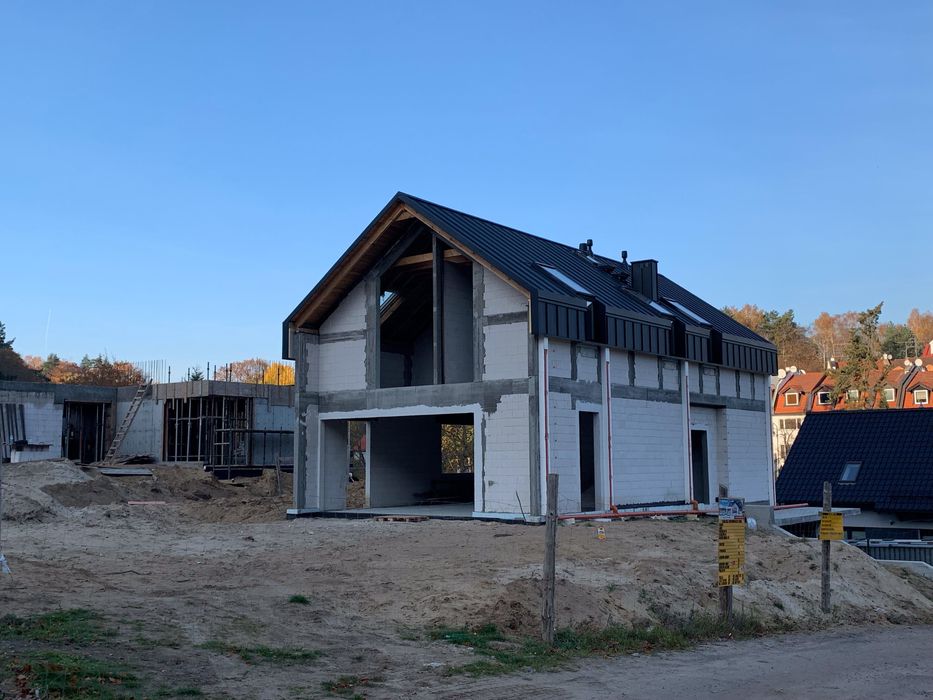 Remonty wykonczenia ocieplenie poddasza Cekolowanie i malowanie