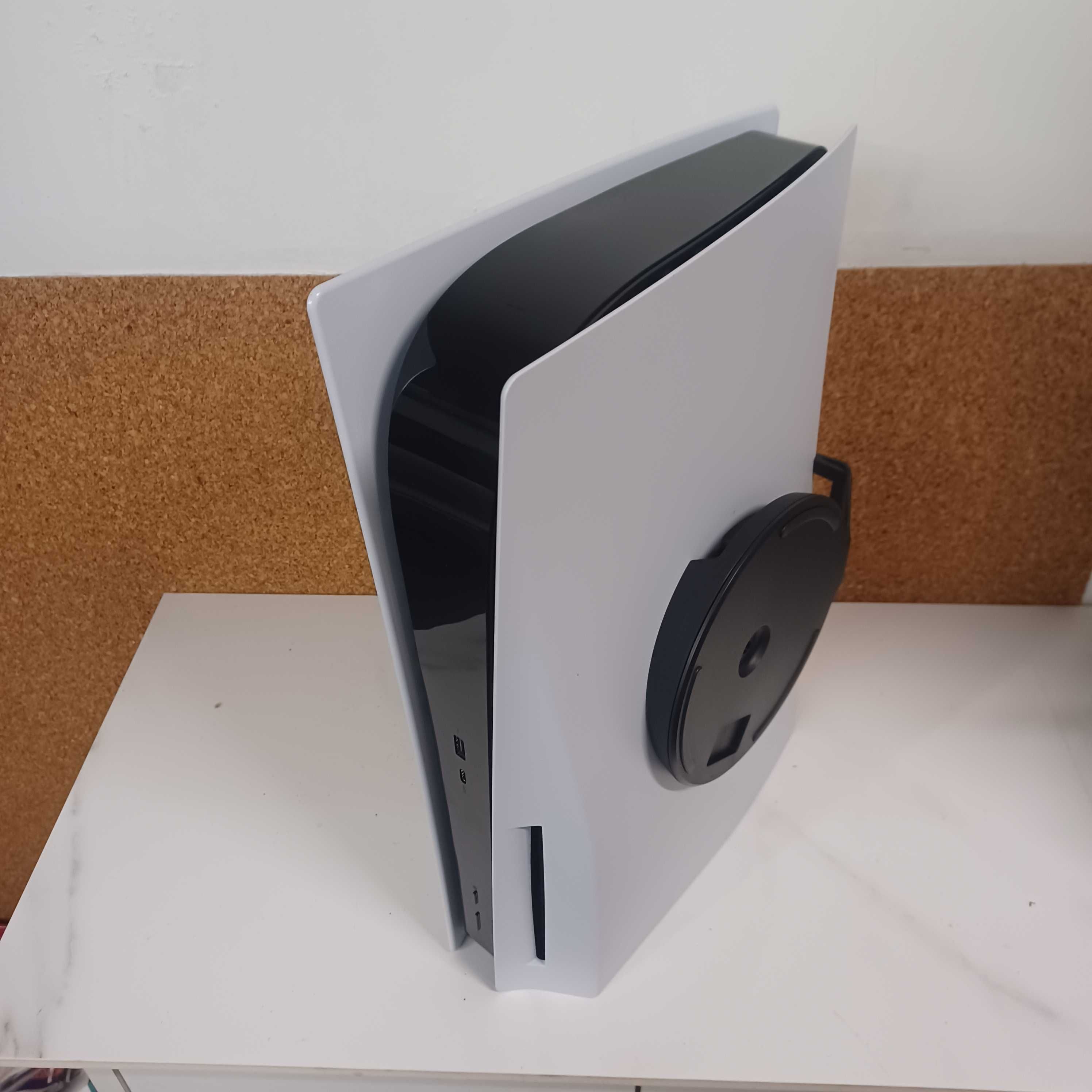 PS5 STANDARD como nova.