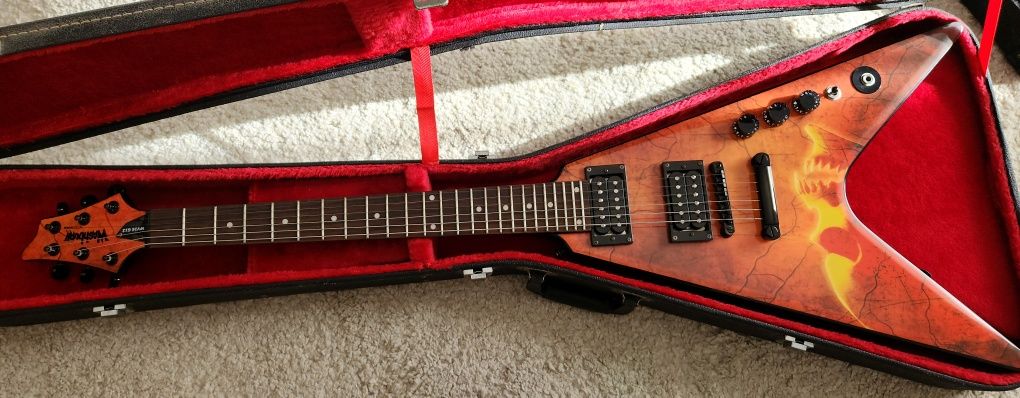 Guitarra Washburn WV16 G12 flying V pickups FENDER