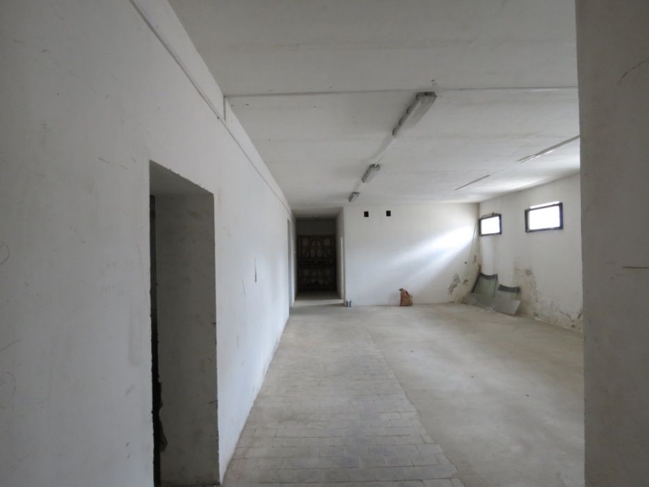 Терміново. Будівля вільного призначення. Ціна договірна.