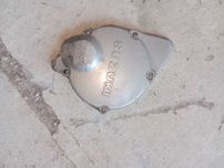 suzuki gsf600 gsf 600 gsxf600 gsxf dekiel pokrywa kapa prawa silnika