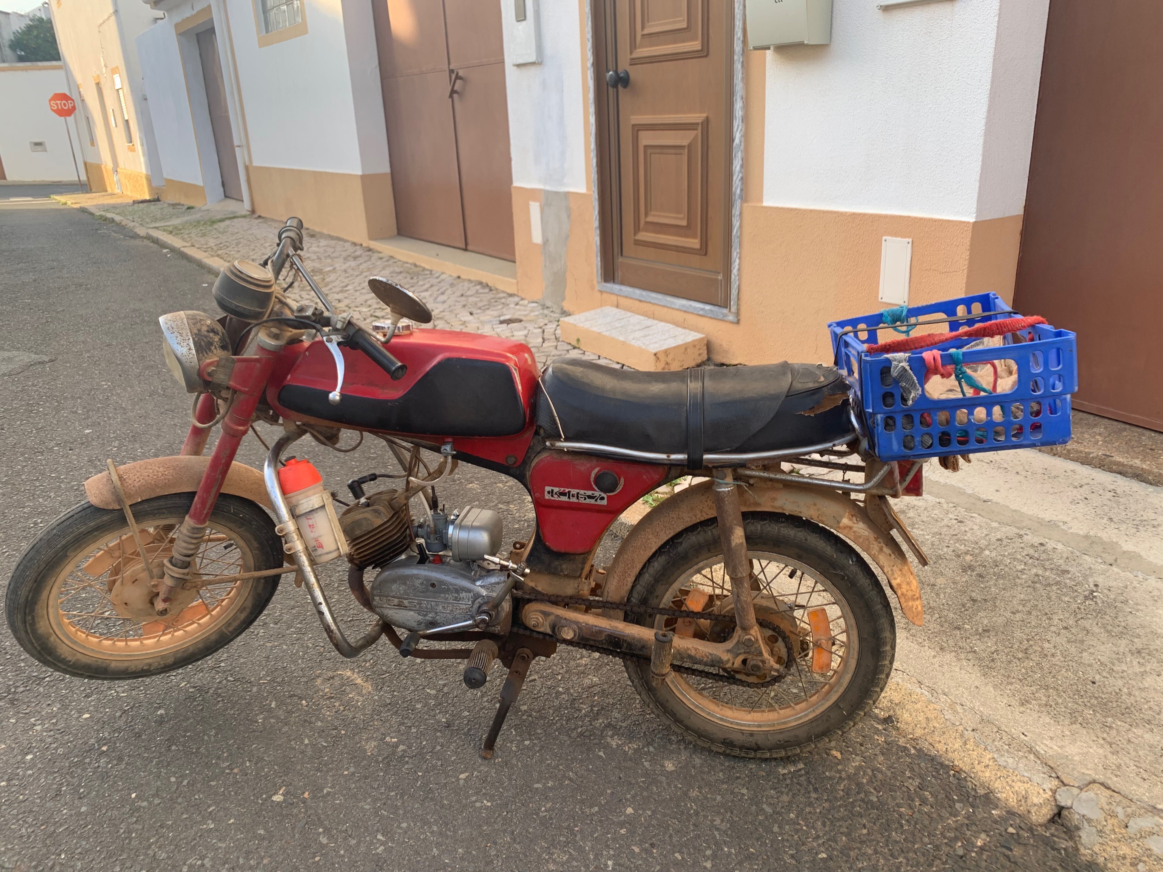 Motorizada antiga