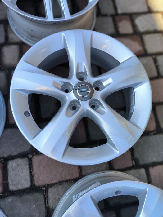 Felgi aluminiowe 16 Opel JEEP Fiat Alfa Romeo Saab 5x110