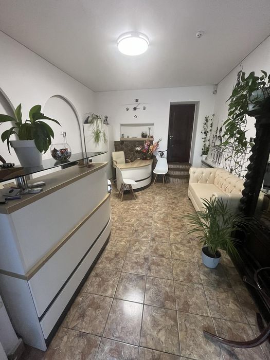 Продаж офісу 35.4 м.кв., в. Архипенка