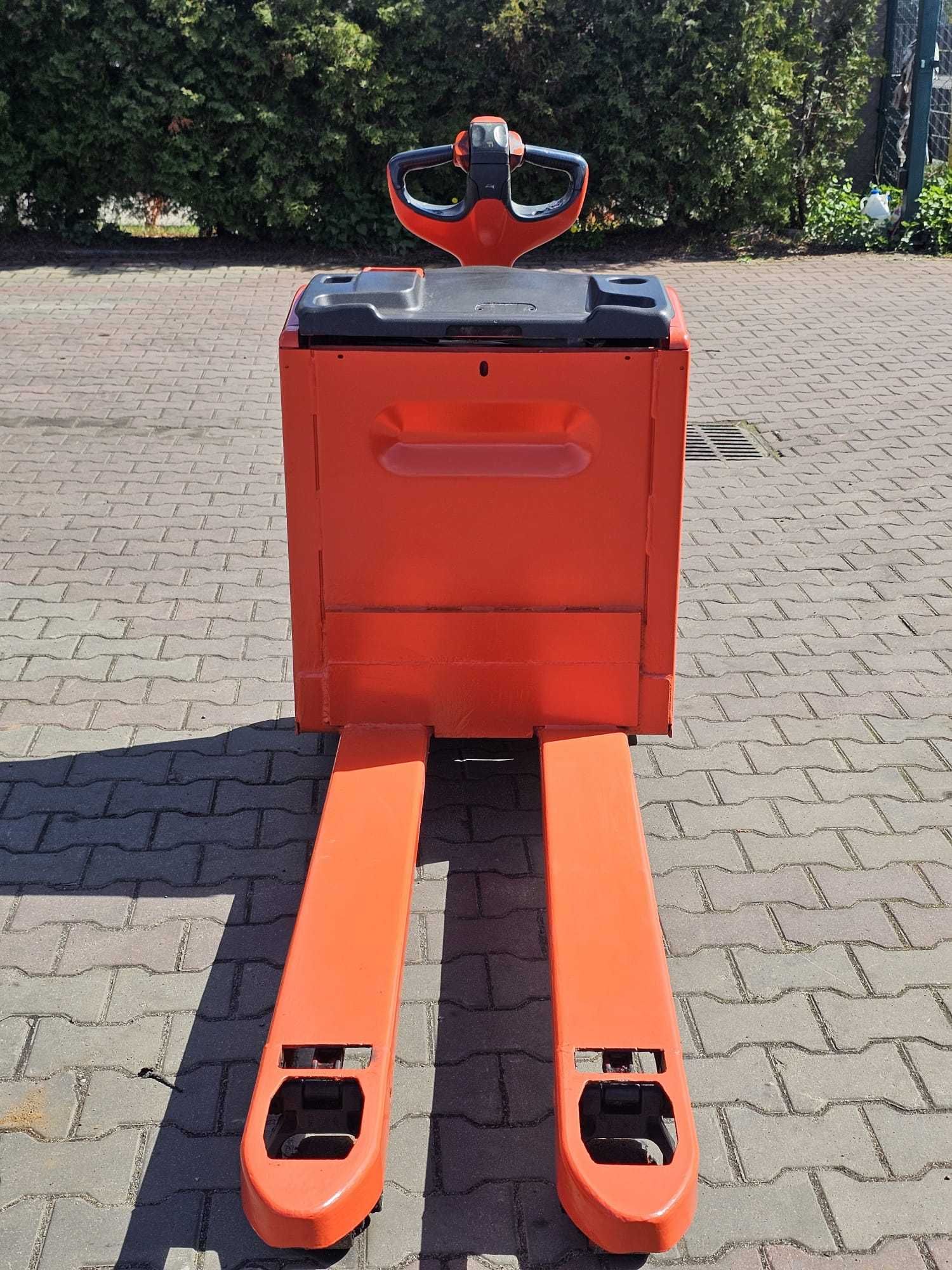 Paleciak Linde T20 Elektryczny 2021r. 808h