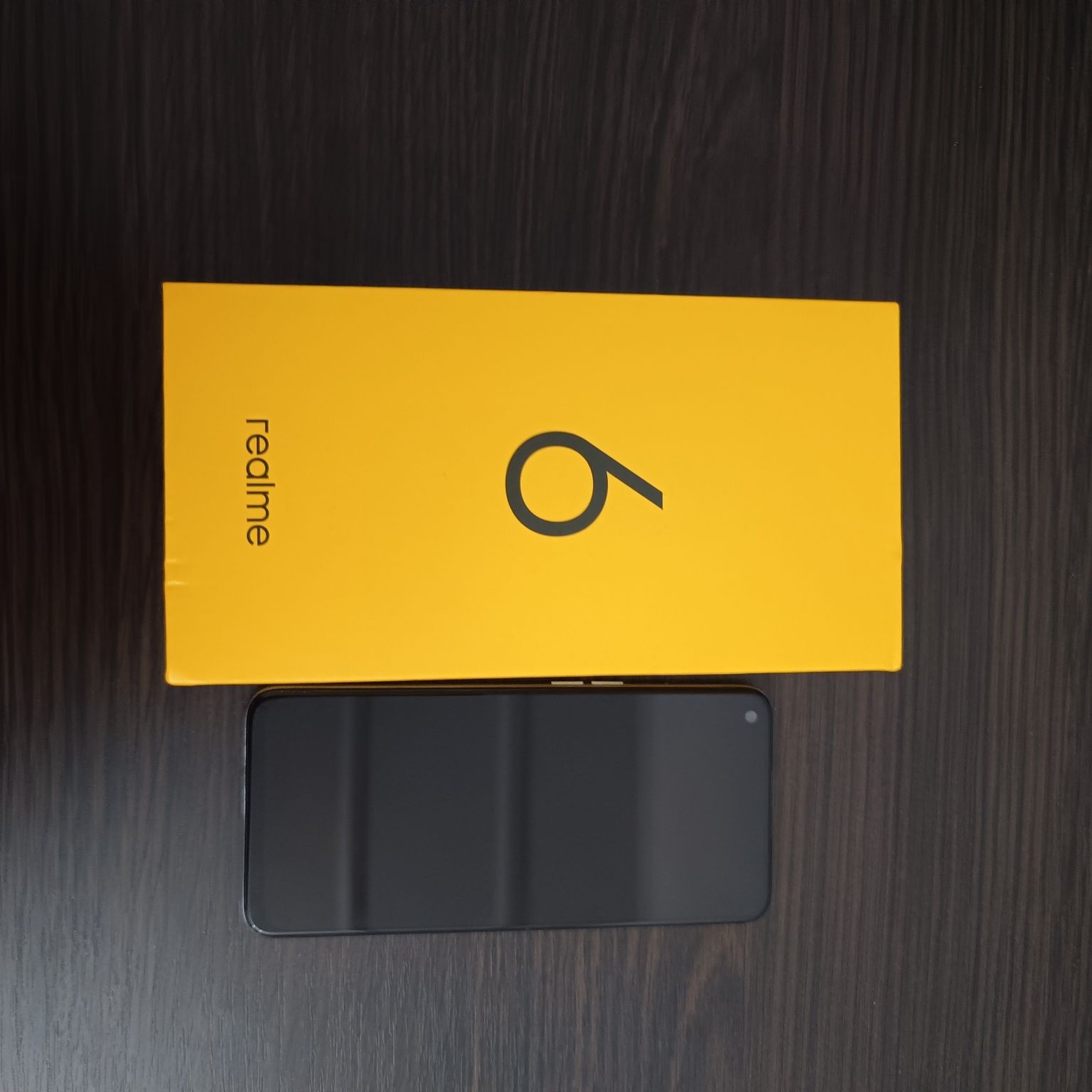Смартфон Realme 6 8/128