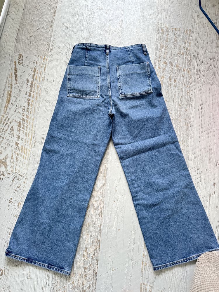 Джинси Zara з золотими гудзиками
