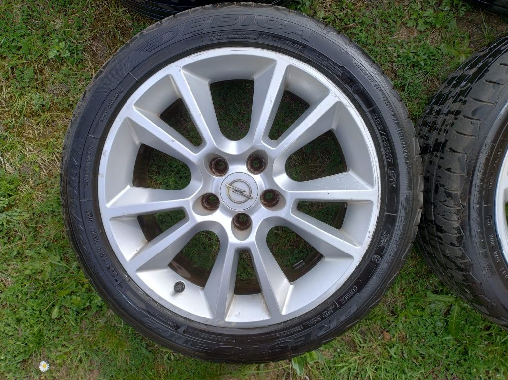 Sprzedam felgi 17" do Opla Zafira B (Astra, Vectra)