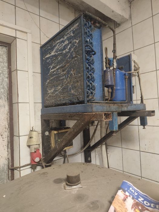 Chłodnia na mleko 1700 l